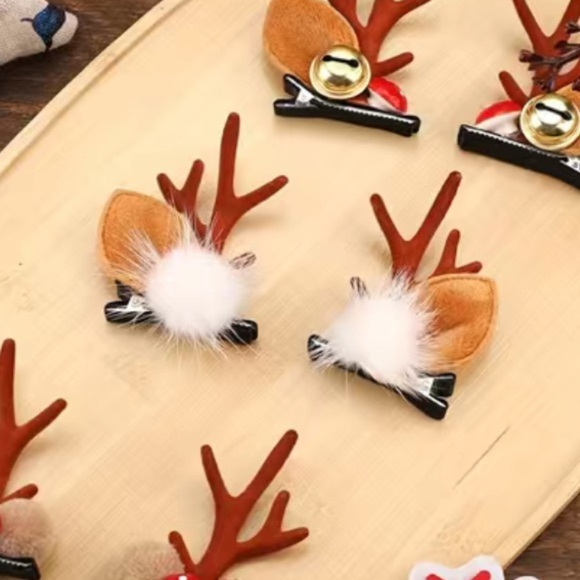 Holiday Reindeer Antler Hair Clips - Picture 2 of 2